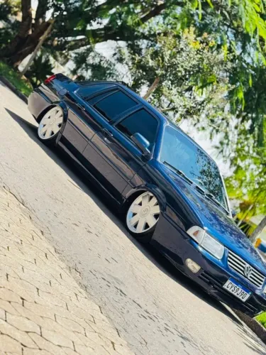Volkswagen Santana 1.8 MI (álcool) 2002