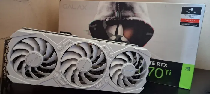 RTX 4070 Ti Galax EX Gamer V2 OC (COM NF E GARANTIA, CAIXA E ACESSÓRIOS ORIGINAIS)