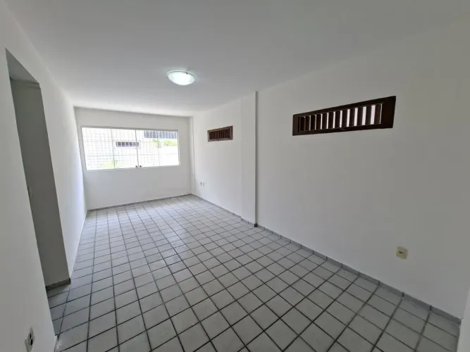 Apartamento Térreo no Bessa 02 Quartos 55m²