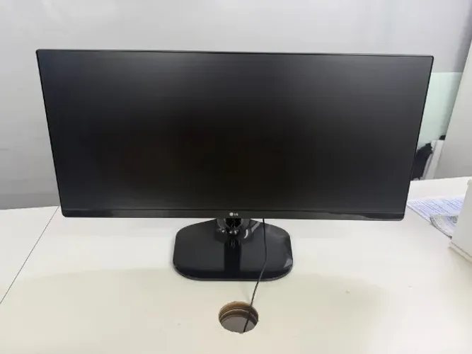 Monitor LG 25 Polegadas 21:9 UltraWide Full HD IPS Monitor
