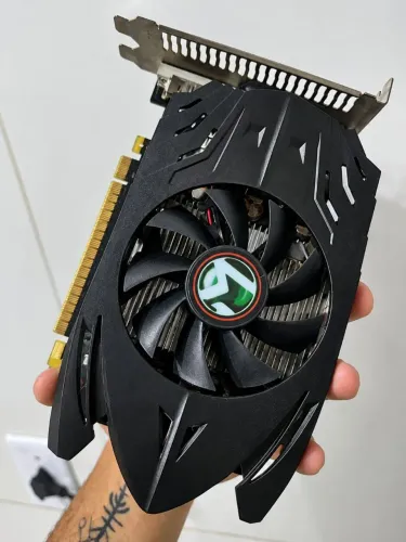 Placa de vídeo GT 730Ti 4GB