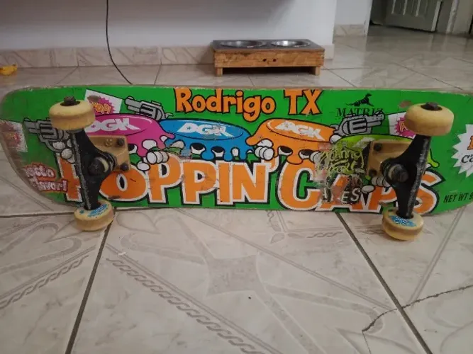 Skate profissional para manobras