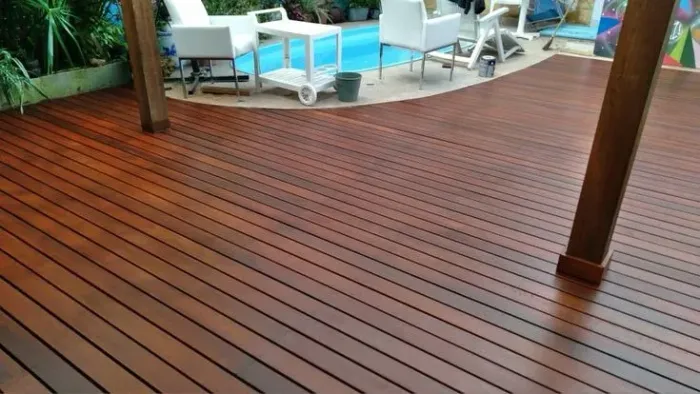 Deck de Madeira Área Externa Varanda Jardim