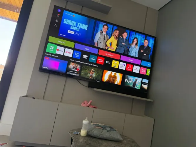 Tv Lg 75 polegadas nova