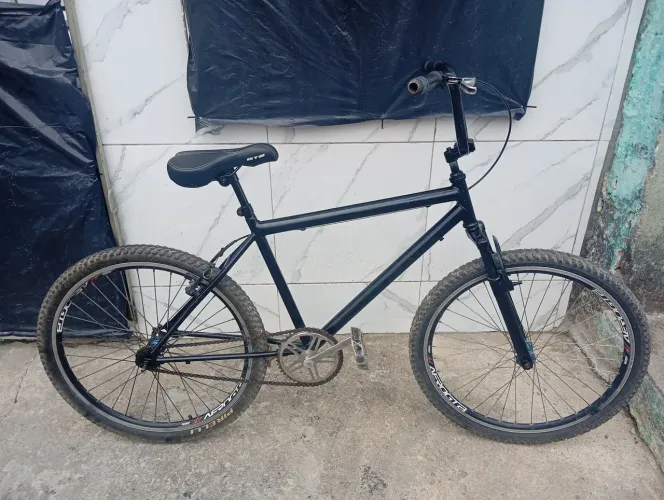 Bike top aro 26 , pegar e andar