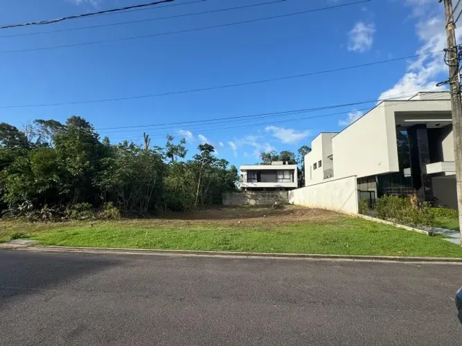 Alphaville Manaus 02 - Lote de 454,05 m2 - Plano/Limpo/Quitado - Pronto p/ Construir