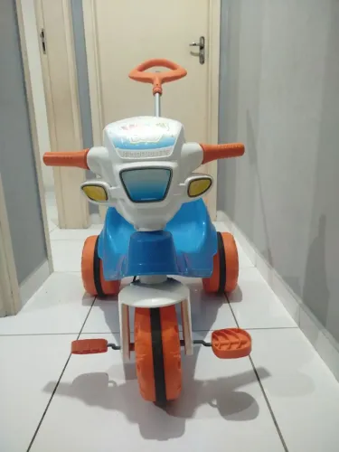 Carrinho infantil seminovo