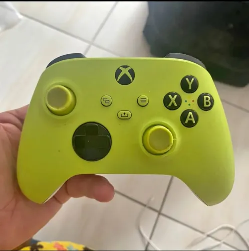 Controle Xbox Series S|X - Cor Electric Volt (Verde Limão) - Original