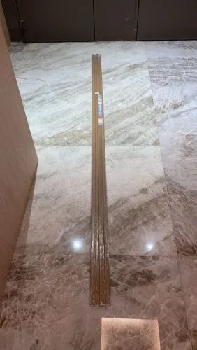 Alisares de poliestireno p/ const. Civil ripado Cumaru caixa com 10 unidades 280cm