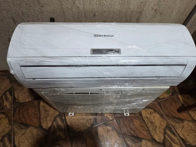 Ar condicionado Split 12.000 btus 220v classe A