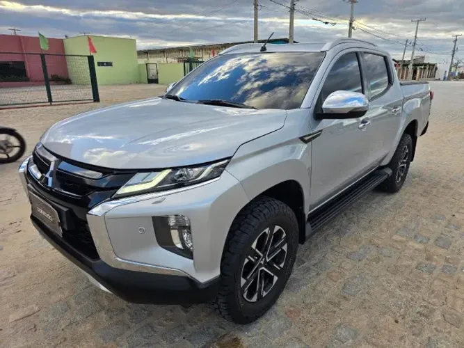 Mitsubishi L200 Triton Sport HPE-S 2.4 CD Dies. AUT 2023