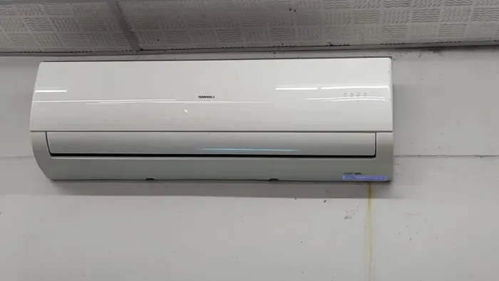 Ar Condicionado 22mil BTU Tempstar Springer 