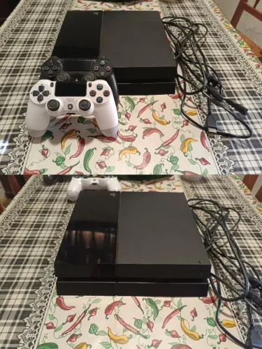PlayStation 4 Standard 500 gb Cor Preto