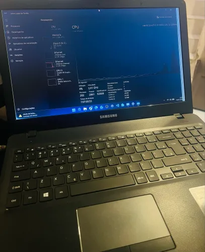 Notebook i5 Samsung Geforce 910m