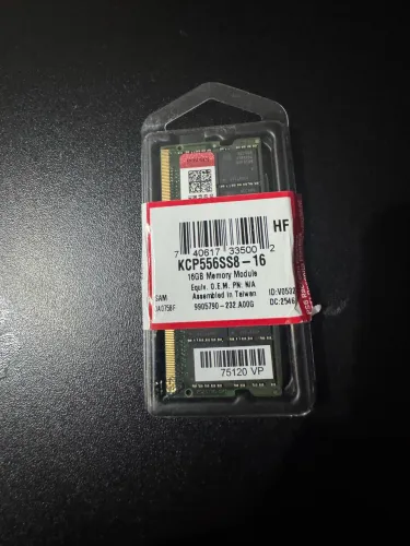 memória RAM Kingston de 16GB DDR5 5600MHz para notebook