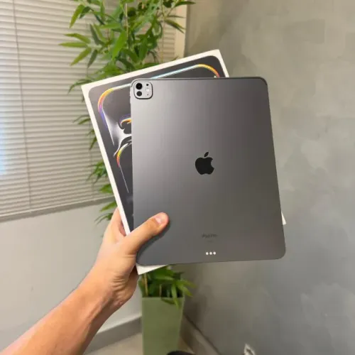 iPad Pro 13" M4 256 GB 100% Preto | Garantia Apple 11/08/2026 | Loja Física | Até 18x