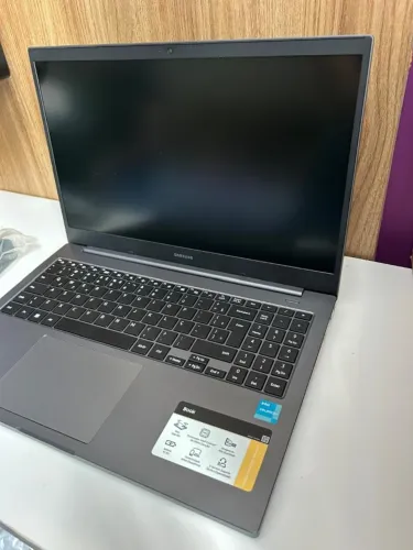 Notebook Samsung 512GB SSD | 12GB RAM | Windows 11