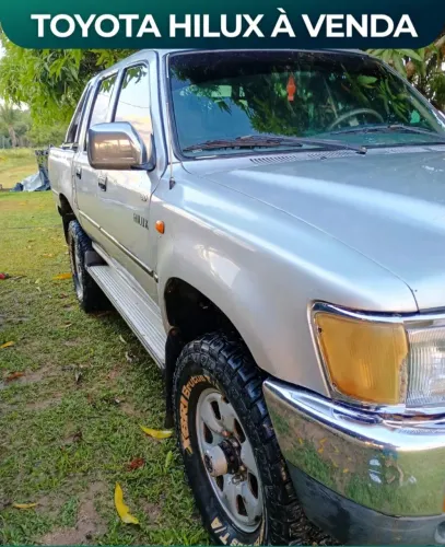 Toyota Hilux CD SRV 4X4 3.0 8V 116cv TB Diesel 2004