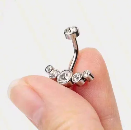 Piercing disponível 