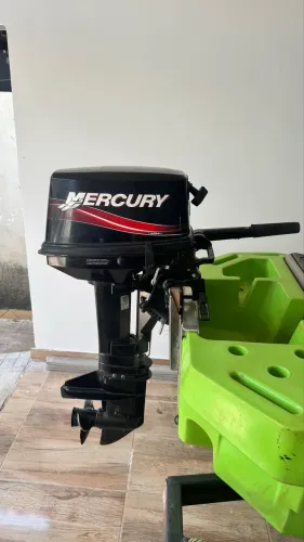 Motor de popa Mercury 8 HP