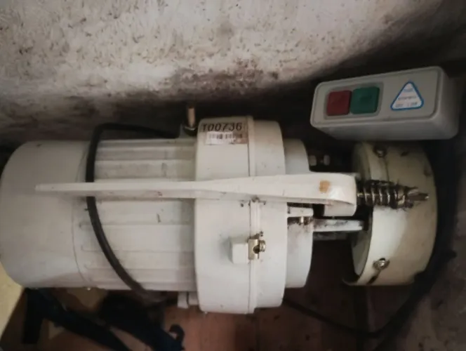 Vendo motor industrial para máquina de costura 