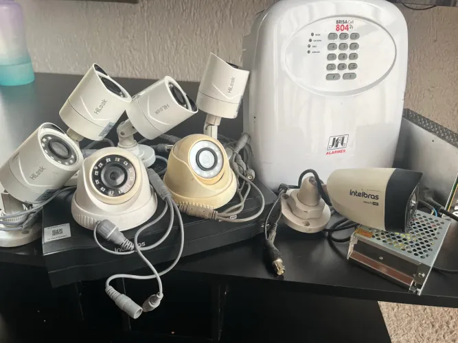 Kit segurança semi novo (OPORTUNIDADE)