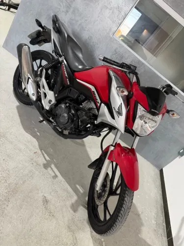 Única dona emplacada Titan 160 Honda pra vender logo