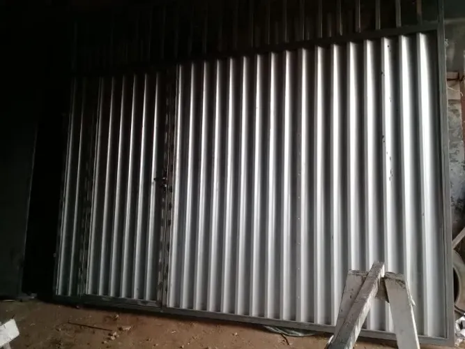 Portao de Metalon Grosso *Nunca usado* 3,20 L x 2,.65 A.