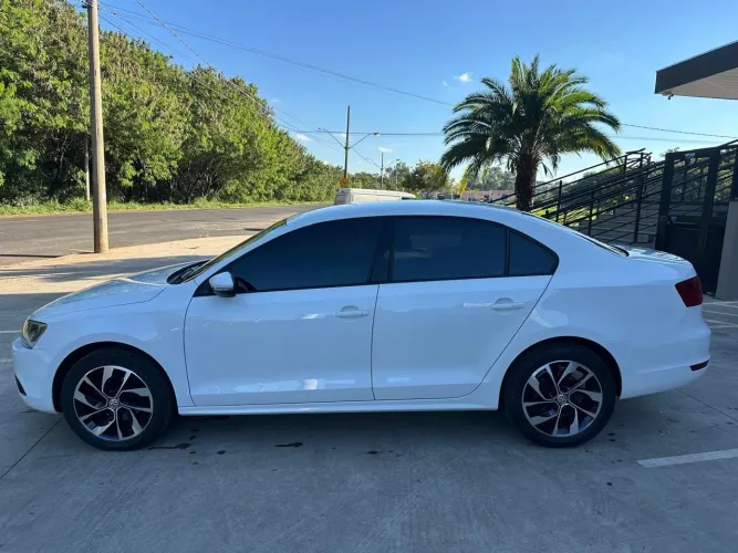 Volkswagen Jetta Comfortline 2.0 T.flex 8V 4P Tipt. 2012
