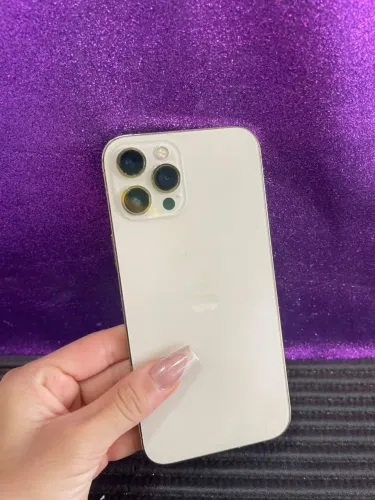 IPHONE 12 PR0 MAX DOURADO