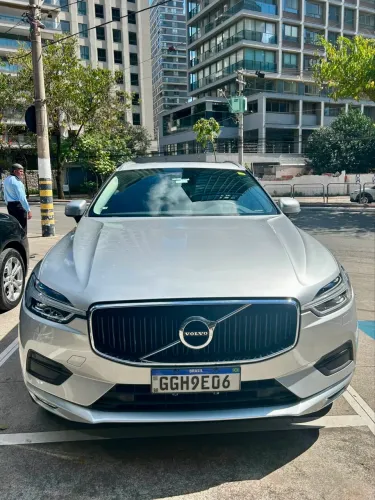 Volvo XC 60 T-5 Momentum 2.0 254cv AWD 5P 2019