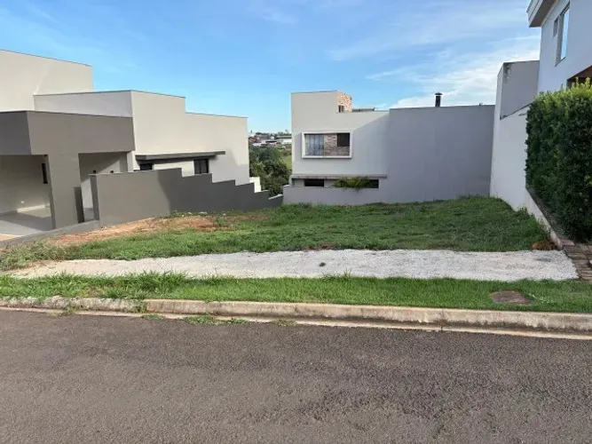 Royal Boulevard- Terreno 302m² - Ibiporã/PR