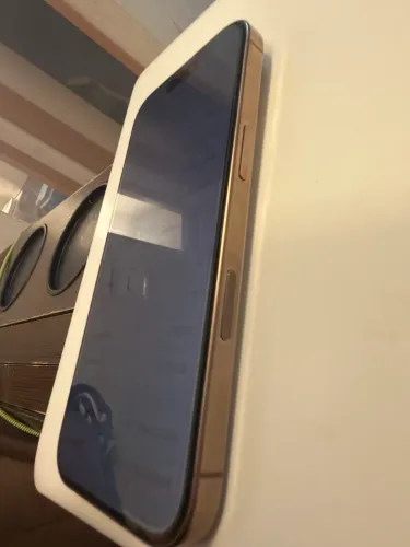 iPhone 16 pro 