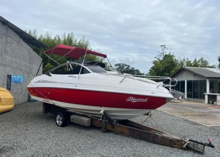 2009 Focker 215 Cabinada(boleto bancário)