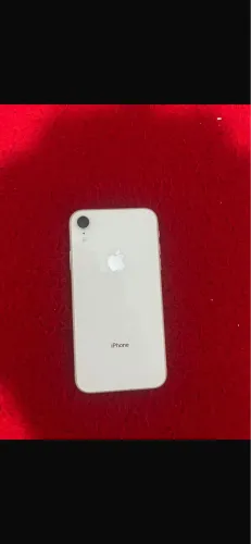 iPhone XR 
