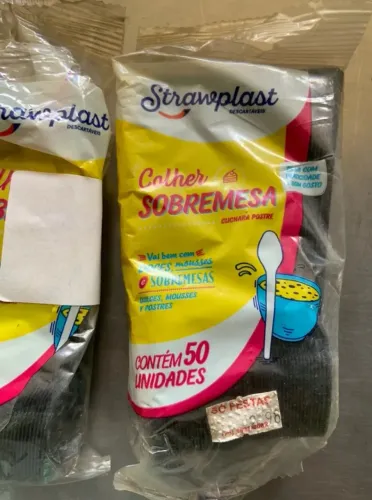 2 x Pacotes de Colher Sobremesa Preta (Strawplast) 50 unidades cada pacote