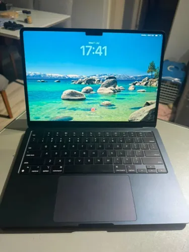 MacBook Air M2