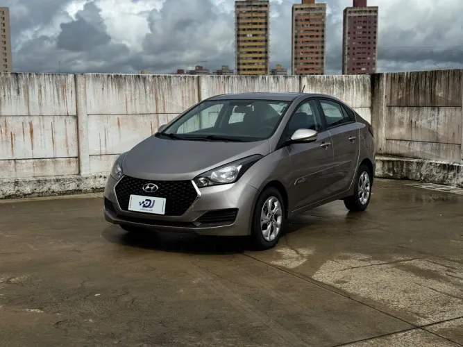 Hyundai HB20S Comfort Plus 1.0 Flex 12V Mec. 2019