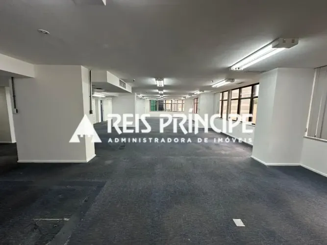 EXCELENTE SALA COMERCIAL 360M² PARA ALUGAR NO CENTRO