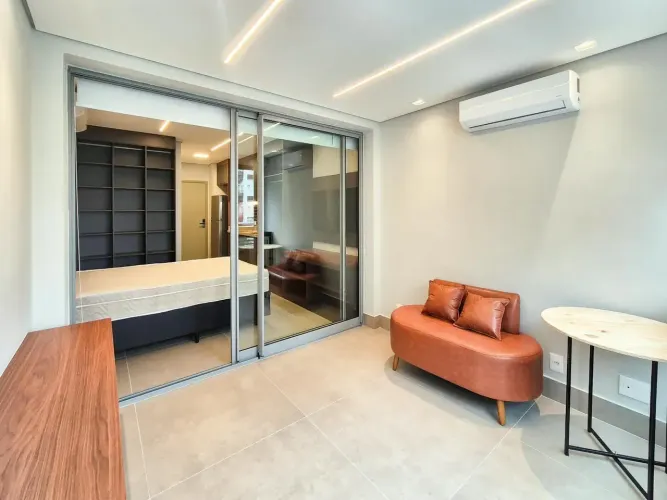 Apartamento Mobiliado 30m² Av. Brigadeiro Luiz Antônio, próximo à Paulista e Ibirapuera