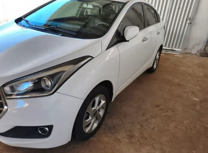 Hyundai HB20S Premium 1.6 Flex 16V Aut. 4P 2017