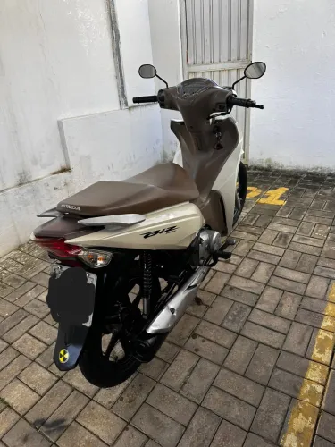Vende-se Honda Biz