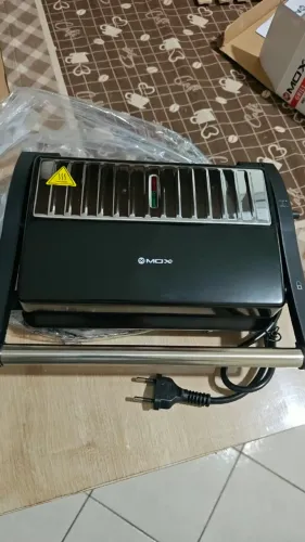Torradeira e Grill Mox 220 volts