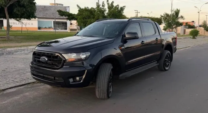 Ford Ranger Black 2.2 4X2 CD Diesel AUT 2023