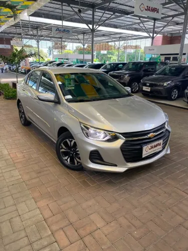 Chevrolet Onix Plus LT 1.0 12V Flex Mec. 4P 2020