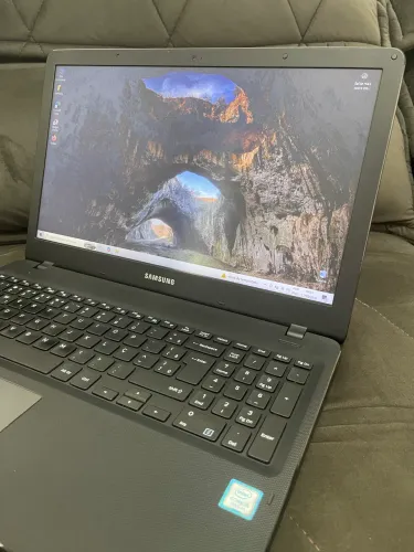 Notebook Samsung Impecável