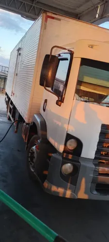 Caminhão em ótimo estado