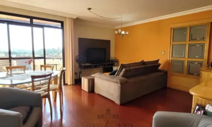 Oportunidade - Apartamento - Bosque dos Eucaliptos - Edifício Pamplona - 3 Dormitórios - 1