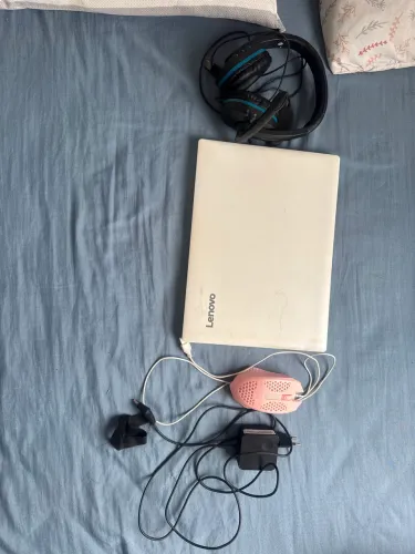 Vendo notebook i3 com acessórios