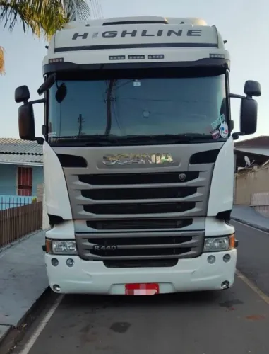 SCANIA R 440 HIGHLINE TRUCADO 6X2 2018/2018